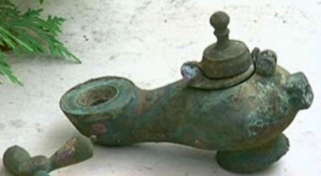 This 6th century bronze candelarium (lamp) from the Byzantine fortress on Bulgaria's St. Athanasius Cape was found in a rich residential building destroyed by fire in the 7th century AD, probably in the Avar and Slav invasion of 614 AD. Photo: TV grab from BNT